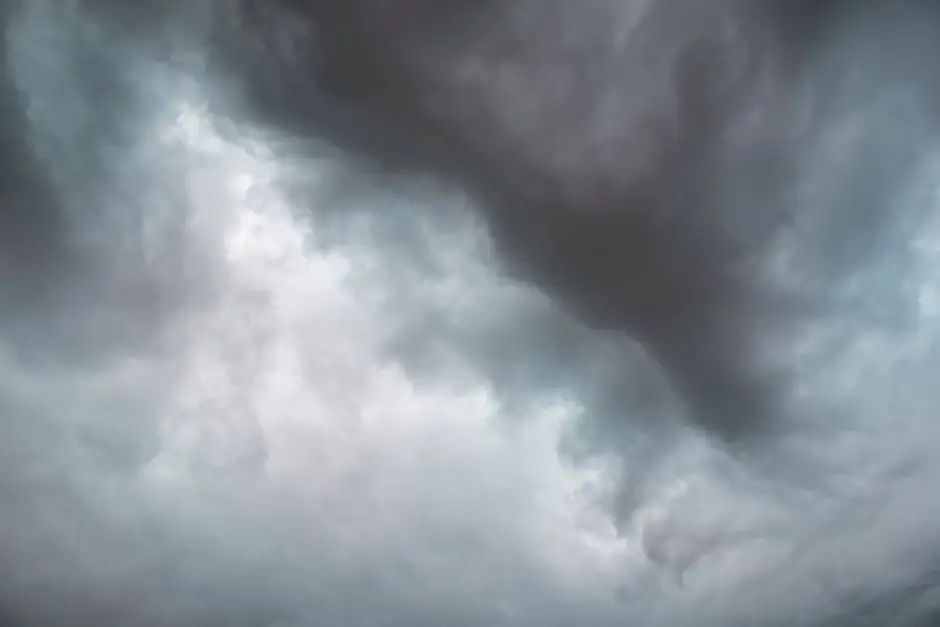 Ostrzeżenia meteorologiczne dla województwa kujawsko-pomorskiego: intensywne opady i burze