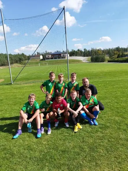 Młodzi piłkarze z Pomowca zaskoczyli w turnieju „Od Pasji do Futbolu”
