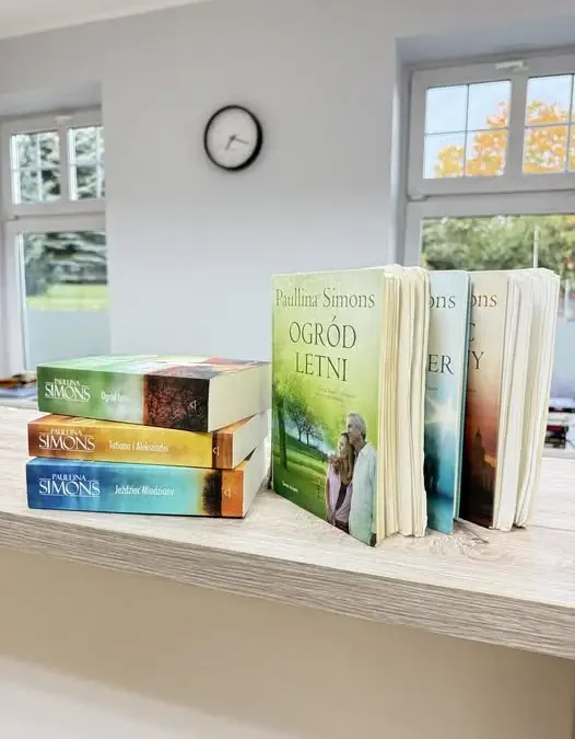 Nowy zestaw „Jeźdźca miedzianego” w bibliotece – trylogia czeka na czytelników