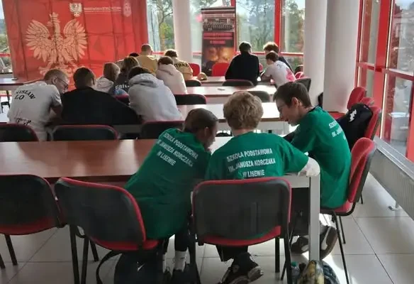 Uczniowie z gminy Lisewo na podium II Powiatowej Olimpiady Pierwszej Pomocy w Chełmnie