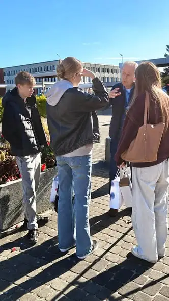 Uczniowie 1 LO odkrywali filmowe dziedzictwo Kujaw i Pomorza na forum w Toruniu
